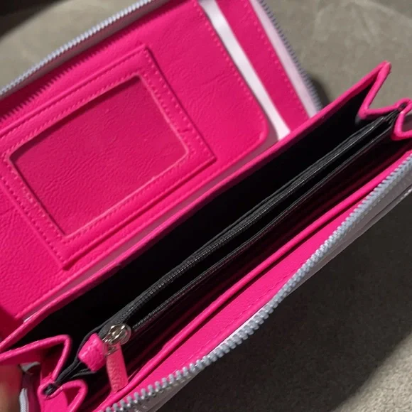 🥰🥰Betsey Johnson XOBOW Wallet🥰🥰 - Picture 8 of 11